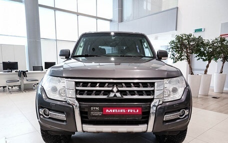 Mitsubishi Pajero IV, 2015 год, 2 650 000 рублей, 2 фотография