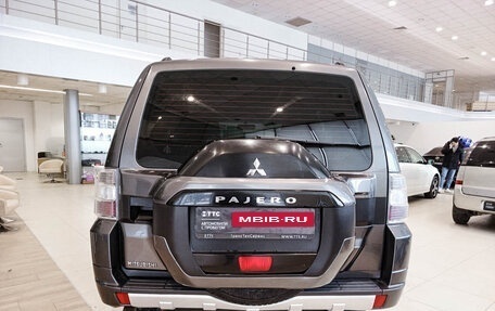 Mitsubishi Pajero IV, 2015 год, 2 650 000 рублей, 6 фотография