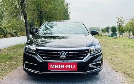 Volkswagen Passat B8 рестайлинг, 2021 год, 1 930 000 рублей, 2 фотография