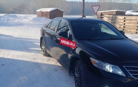 Toyota Camry, 2010 год, 1 350 000 рублей, 2 фотография