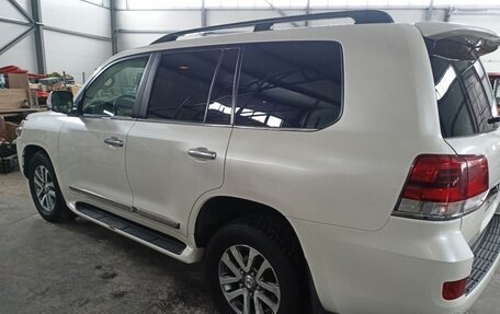 Toyota Land Cruiser 200, 2019 год, 8 000 000 рублей, 4 фотография