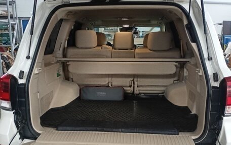 Toyota Land Cruiser 200, 2019 год, 8 000 000 рублей, 13 фотография