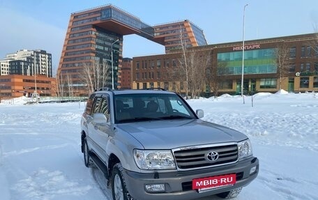 Toyota Land Cruiser 100 рестайлинг 2, 2005 год, 2 870 000 рублей, 5 фотография