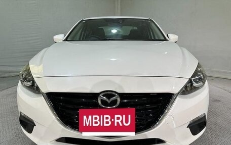 Mazda Axela, 2015 год, 880 000 рублей, 2 фотография