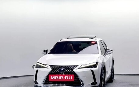 Lexus UX I, 2021 год, 2 700 000 рублей, 3 фотография