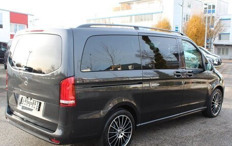 Mercedes-Benz Vito, 2022 год, 6 900 000 рублей, 6 фотография