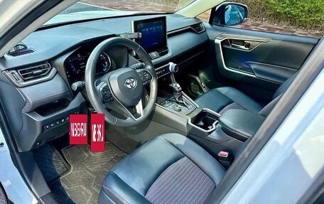 Toyota RAV4, 2022 год, 3 499 035 рублей, 16 фотография