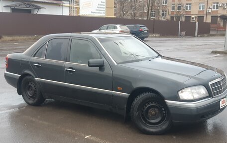 Mercedes-Benz C-Класс, 1994 год, 285 000 рублей, 3 фотография