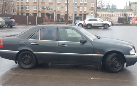 Mercedes-Benz C-Класс, 1994 год, 285 000 рублей, 5 фотография