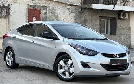 Hyundai Elantra V, 2012 год, 1 437 000 рублей, 2 фотография