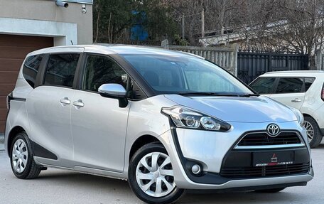 Toyota Sienta II, 2017 год, 1 547 000 рублей, 2 фотография