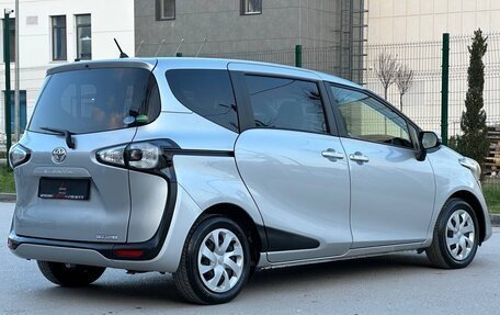 Toyota Sienta II, 2017 год, 1 547 000 рублей, 15 фотография