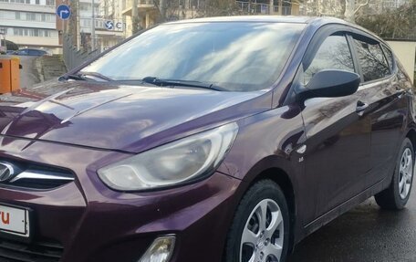 Hyundai Solaris II рестайлинг, 2013 год, 995 000 рублей, 2 фотография