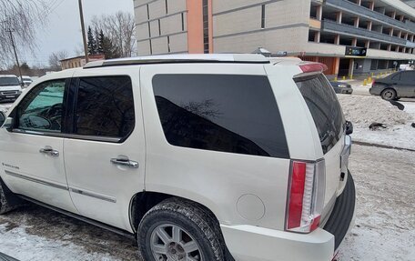 Cadillac Escalade III, 2008 год, 2 100 000 рублей, 3 фотография