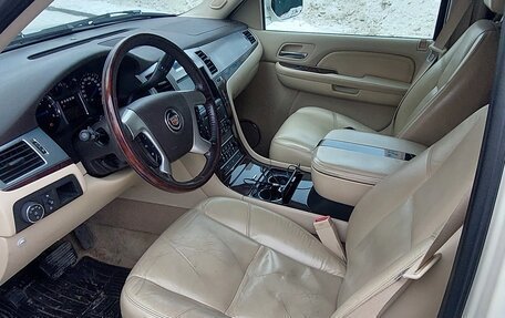 Cadillac Escalade III, 2008 год, 2 100 000 рублей, 5 фотография