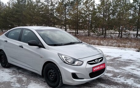 Hyundai Solaris II рестайлинг, 2014 год, 950 000 рублей, 1 фотография