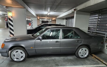 Mercedes-Benz E-Класс, 1994 год, 2 700 000 рублей, 3 фотография