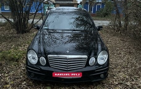 Mercedes-Benz E-Класс, 2004 год, 998 000 рублей, 3 фотография