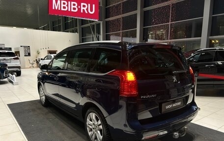 Peugeot 5008 I рестайлинг, 2010 год, 895 000 рублей, 4 фотография