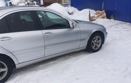 Mercedes-Benz C-Класс, 2000 год, 560 000 рублей, 4 фотография