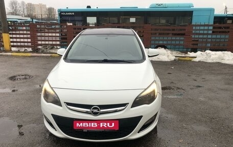 Opel Astra J, 2012 год, 1 фотография