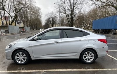 Hyundai Solaris II рестайлинг, 2012 год, 900 000 рублей, 1 фотография