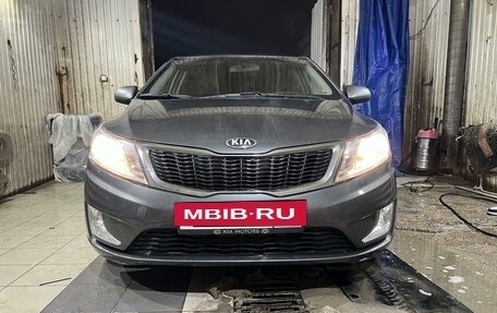 KIA Rio III рестайлинг, 2013 год, 980 000 рублей, 3 фотография