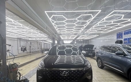 Hyundai Santa Fe IV, 2018 год, 3 890 000 рублей, 2 фотография