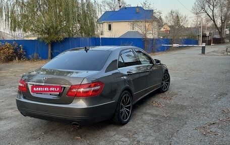 Mercedes-Benz E-Класс, 2010 год, 2 000 000 рублей, 4 фотография