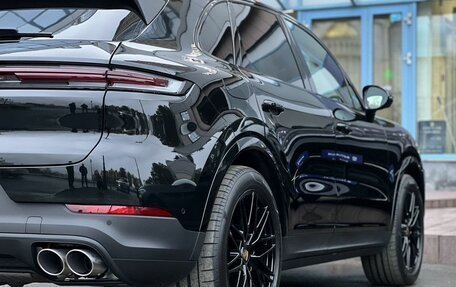 Porsche Cayenne III, 2023 год, 18 800 000 рублей, 10 фотография