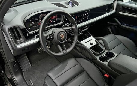 Porsche Cayenne III, 2023 год, 18 800 000 рублей, 11 фотография