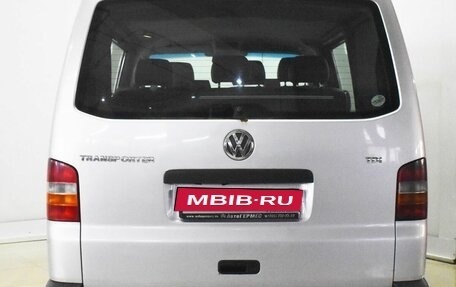 Volkswagen Transporter T5 рестайлинг, 2004 год, 995 000 рублей, 3 фотография