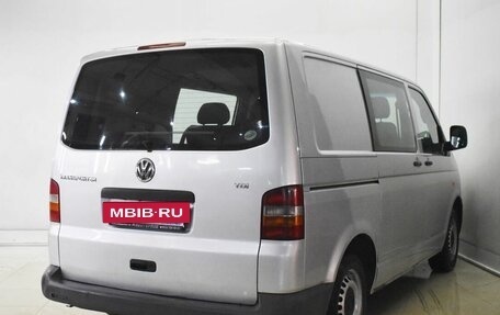 Volkswagen Transporter T5 рестайлинг, 2004 год, 995 000 рублей, 4 фотография