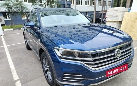 Volkswagen Touareg III, 2019 год, 5 350 000 рублей, 3 фотография