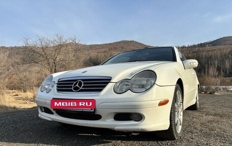 Mercedes-Benz C-Класс, 2003 год, 630 000 рублей, 2 фотография