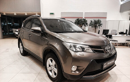 Toyota RAV4, 2014 год, 2 100 000 рублей, 3 фотография