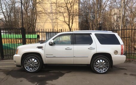 Cadillac Escalade III, 2011 год, 2 700 000 рублей, 5 фотография