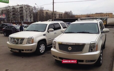 Cadillac Escalade III, 2011 год, 2 700 000 рублей, 4 фотография