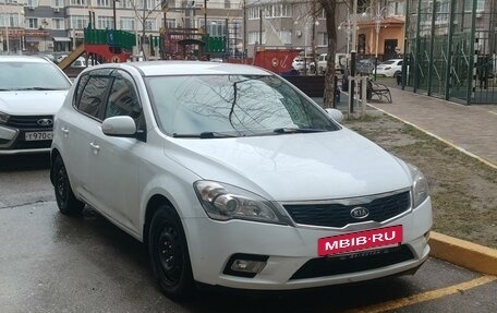 KIA cee'd I рестайлинг, 2010 год, 595 000 рублей, 2 фотография