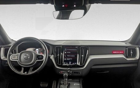 Volvo XC60 II, 2018 год, 3 885 000 рублей, 14 фотография