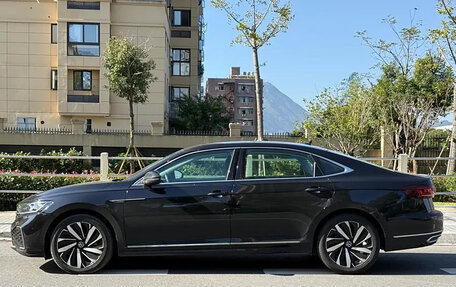 Volkswagen Passat B8 рестайлинг, 2022 год, 2 500 000 рублей, 7 фотография