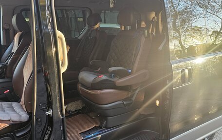 Hyundai Grand Starex Grand Starex I рестайлинг 2, 2019 год, 4 700 000 рублей, 6 фотография