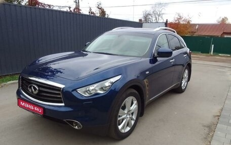 Infiniti QX70, 2016 год, 2 800 000 рублей, 1 фотография