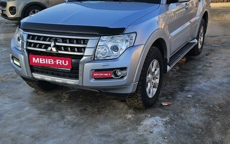 Mitsubishi Pajero IV, 2015 год, 2 850 000 рублей, 1 фотография