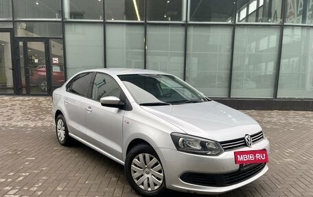 Volkswagen Polo VI (EU Market), 2013 год, 1 090 000 рублей, 3 фотография