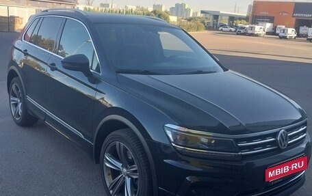 Volkswagen Tiguan II, 2018 год, 2 550 000 рублей, 11 фотография