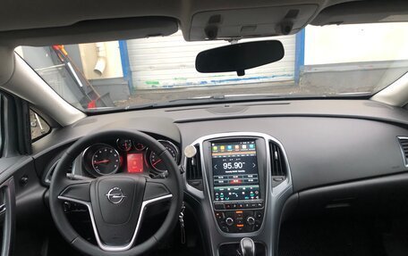 Opel Astra J, 2012 год, 9 фотография