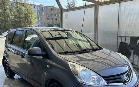 Nissan Note II рестайлинг, 2010 год, 2 фотография