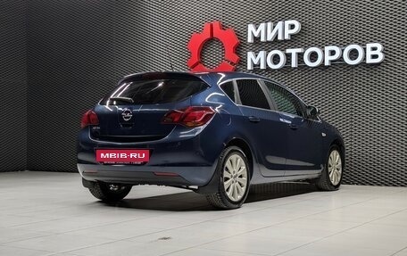 Opel Astra J, 2011 год, 685 000 рублей, 7 фотография