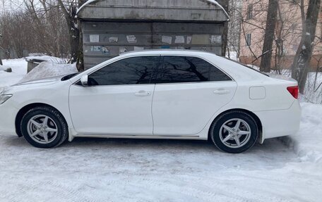 Toyota Camry, 2014 год, 1 900 000 рублей, 4 фотография